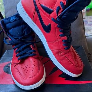 Air Jordan 1 Retro High Red/Navy (555088-606) Size 11.5